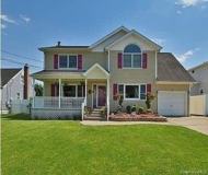 526 18th St - Photo 1 of 1