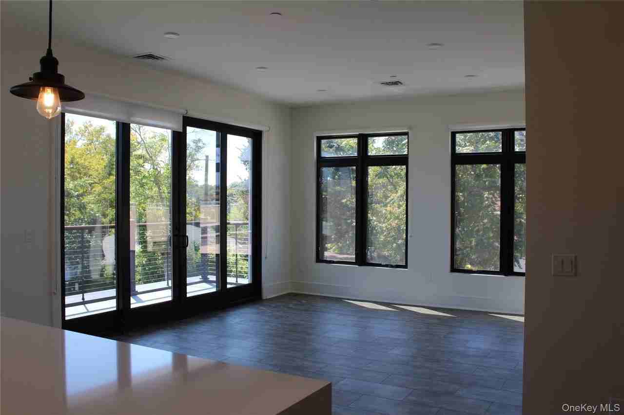 331 E Main St #210 - Photo 4 of 7
