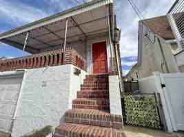 featured image of 70 70 Malone Avenue unit: Upper #UPPER