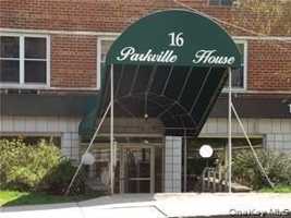 featured image of 16 Lake St Apt 7j #7J