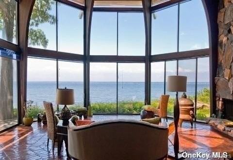 48 Westland Drive - Photo 2 of 25