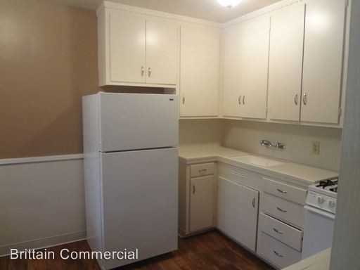 2900 MARCONI AVENUE - Photo 5 of 7