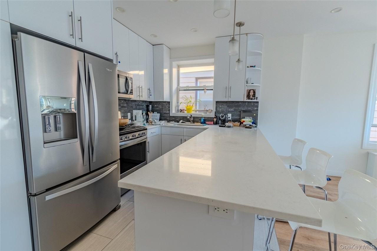 327 89th Street - Photo 4 of 16