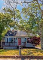 featured image of 48 Park Dr