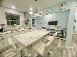 featured image of 8 Hemlock Drive