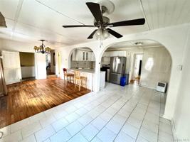 featured image of 152 Forest Glen Rd #4