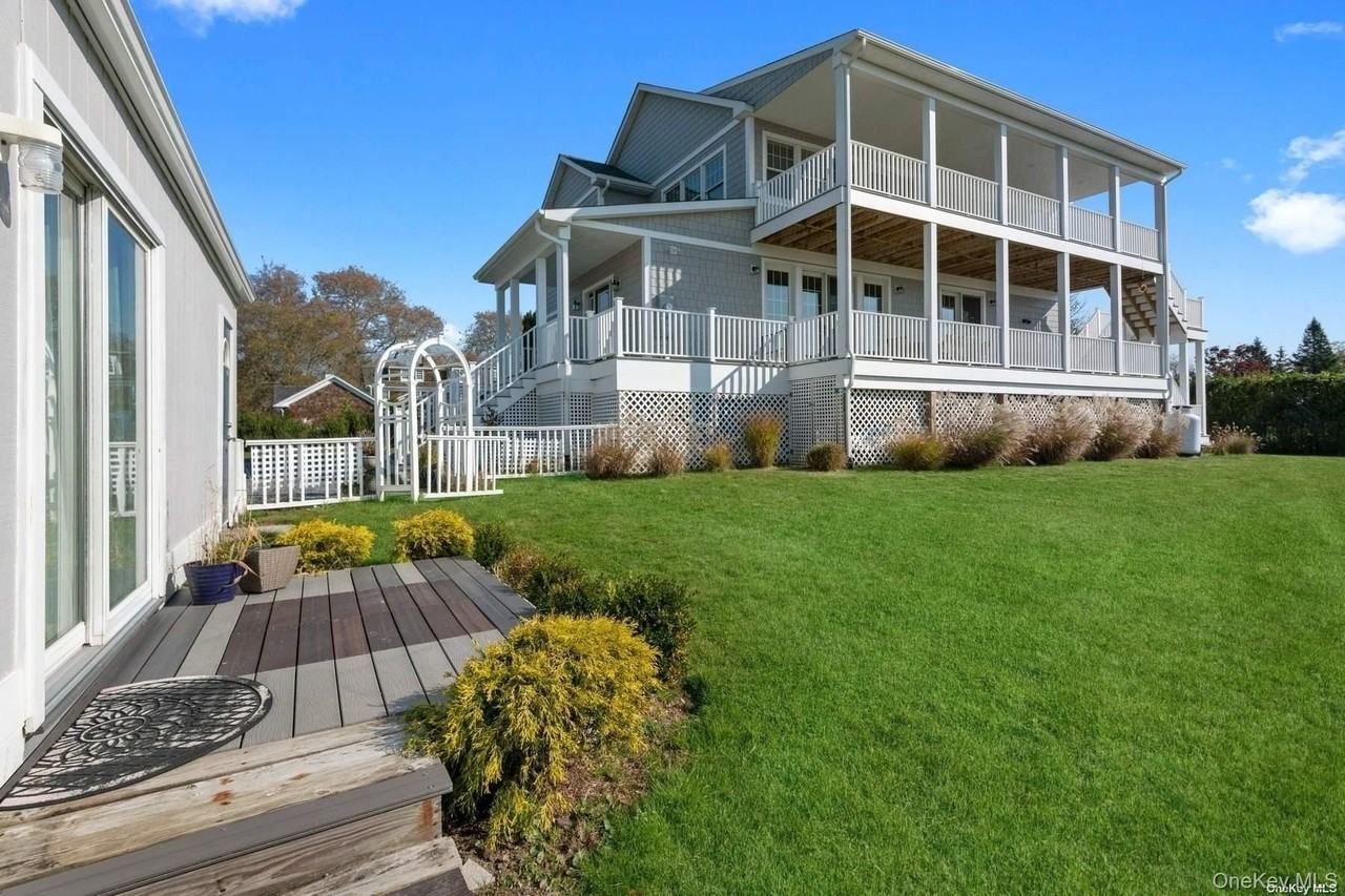 77 Library Avenue - Photo 3 of 25