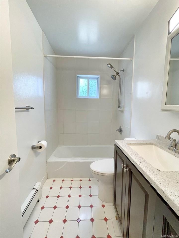 92 Osborne Hill Road #A3 - Photo 6 of 8