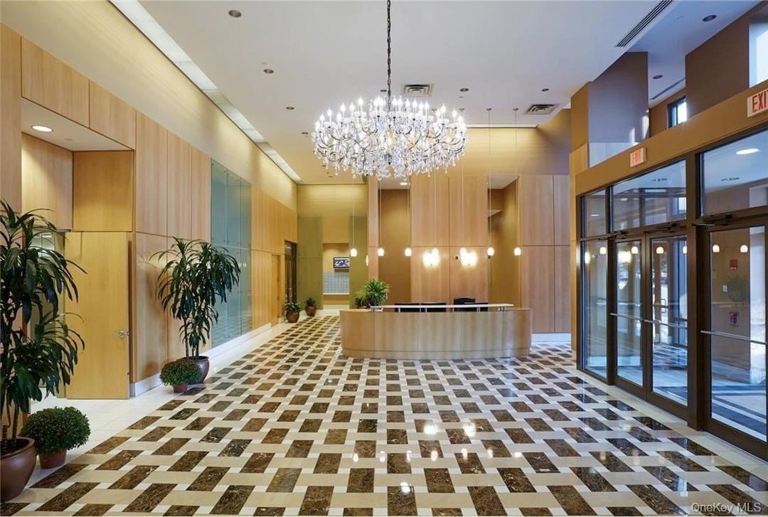 175 Huguenot Street #1405 - Photo 2 of 20