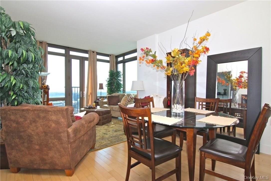 175 Huguenot Street #1405 - Photo 7 of 20