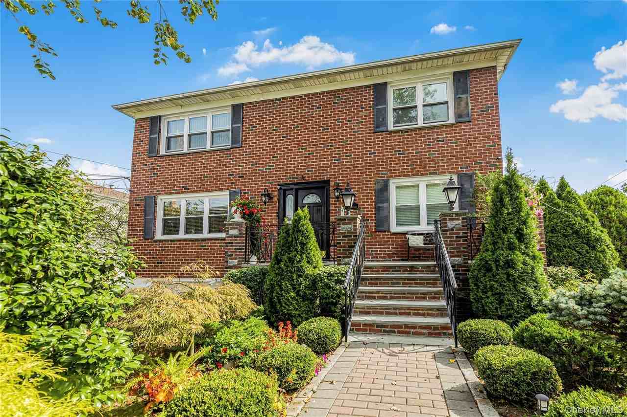 2 Bryn Mawr Pl 1st Fl #1stFL - Photo 2 of 26