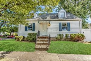 featured image of 136 North 1st Street