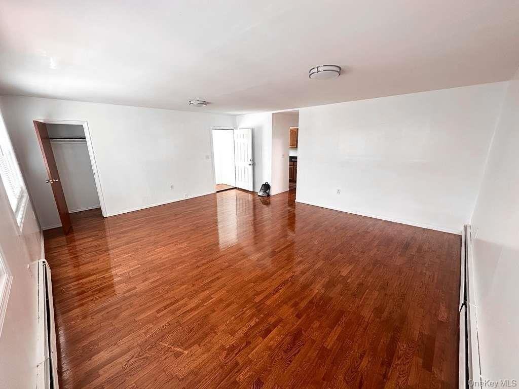 19703 120th Ave - Photo 3 of 11