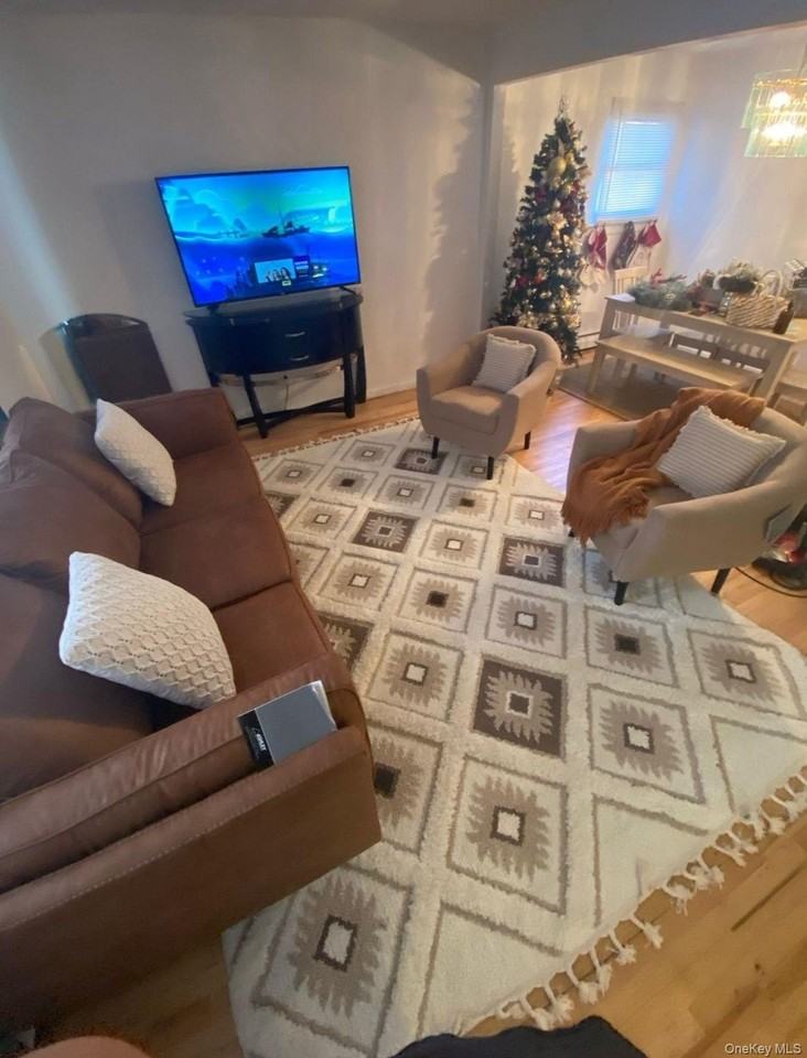 37 Broadway - Photo 3 of 6