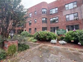 160 S Middle Neck Rd Apt 3c #3C - Photo 1 of 1