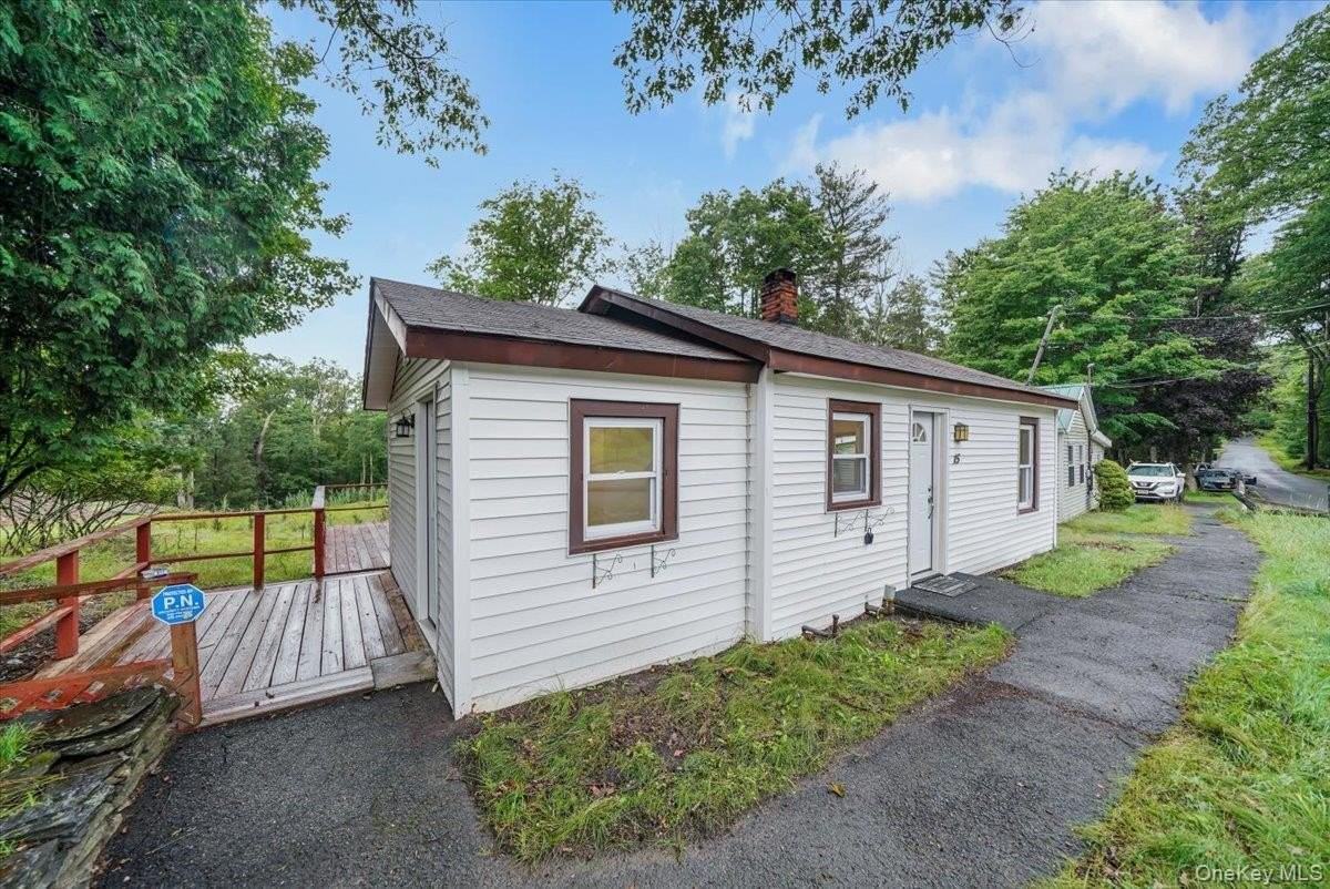 15 Old Westbrookville Rd - Photo 2 of 19