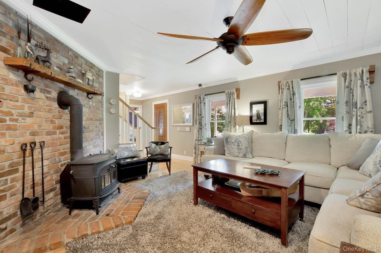 105 Ole Jule Lane - Photo 6 of 46