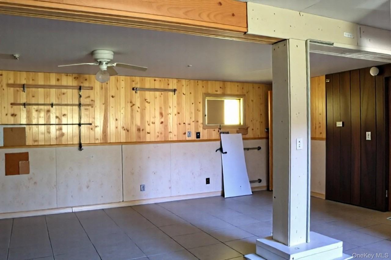 25 Trotting Dr - Photo 7 of 12