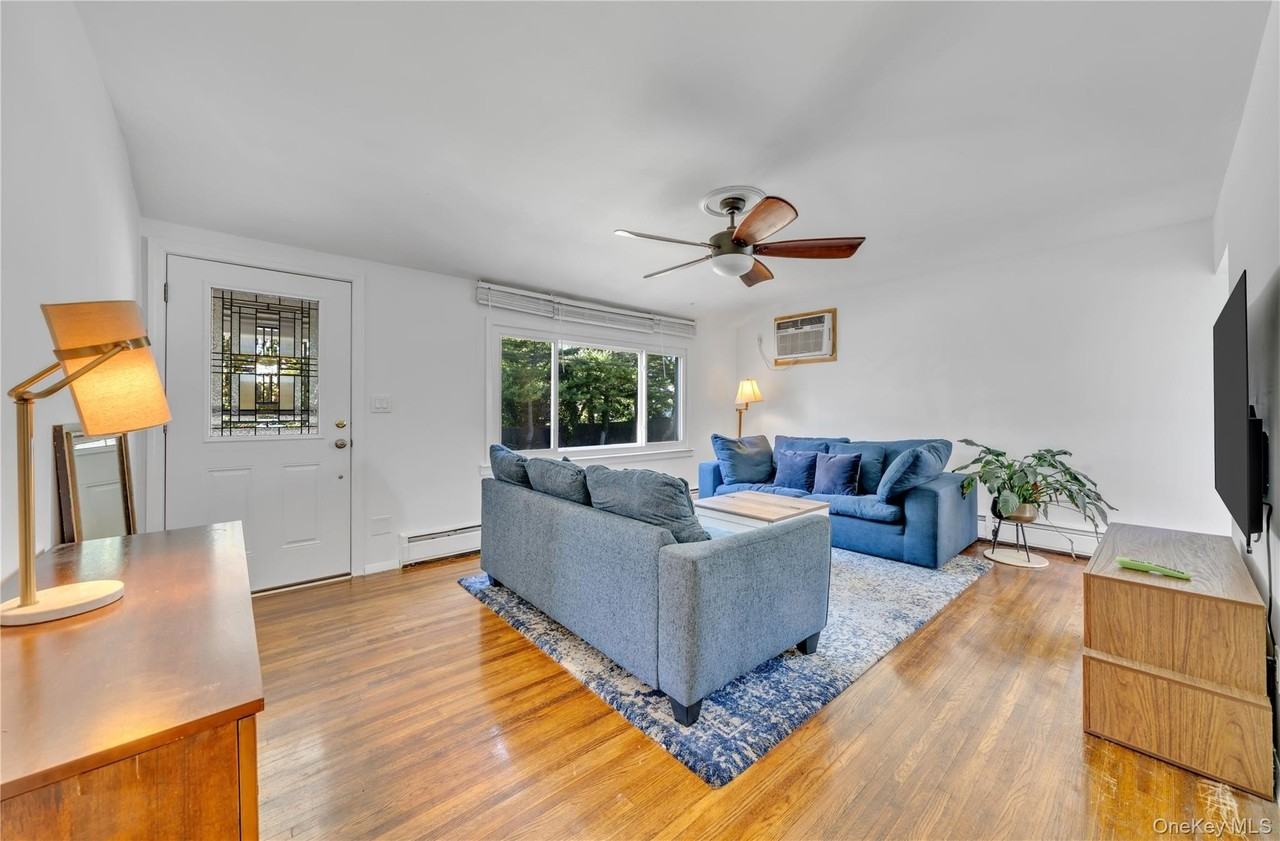 102 Lafayette St - Photo 5 of 20