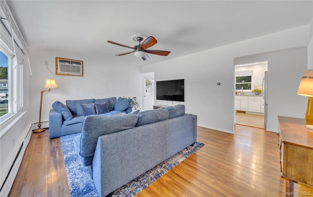 102 Lafayette St - Photo 6 of 20