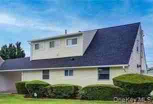 33 Robin Ln - Photo 1 of 1