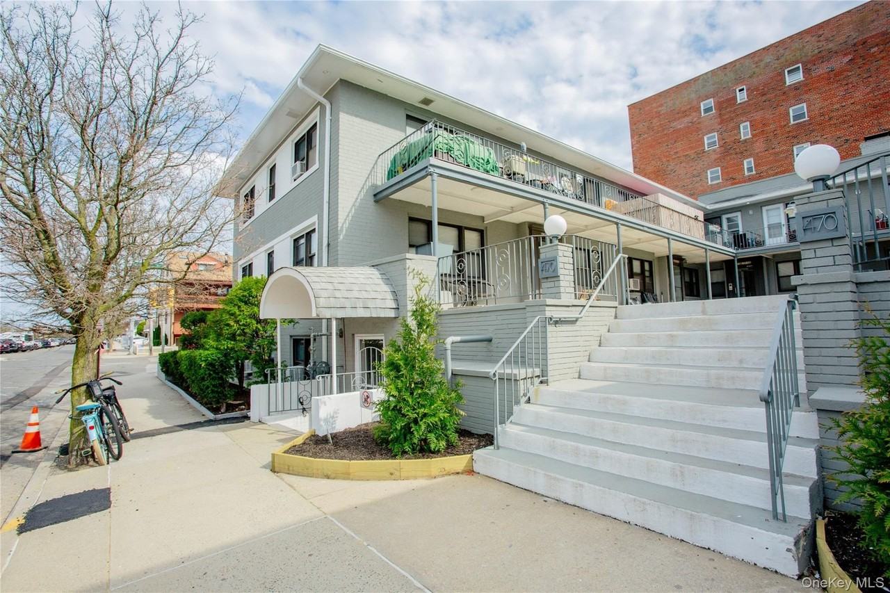 470 East Broadway #A11 - Photo 3 of 16