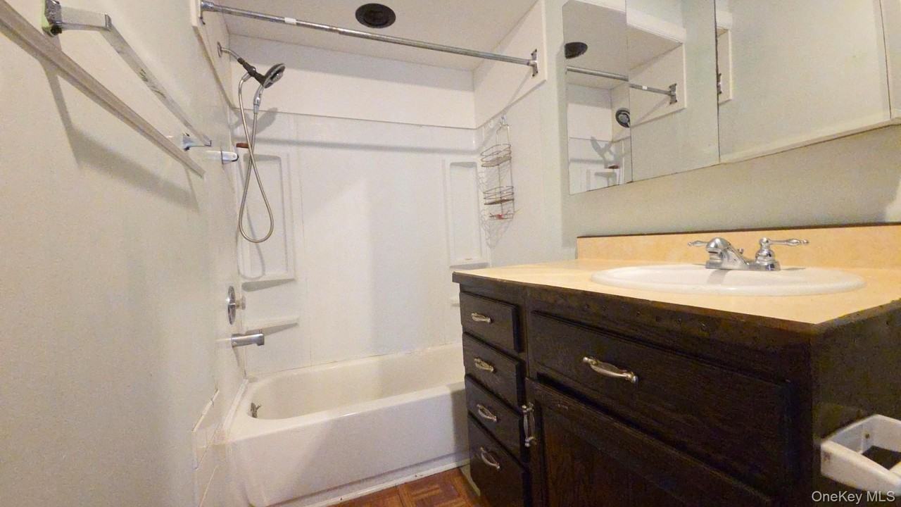 48 Main St Apt 3 #3 - Photo 6 of 7