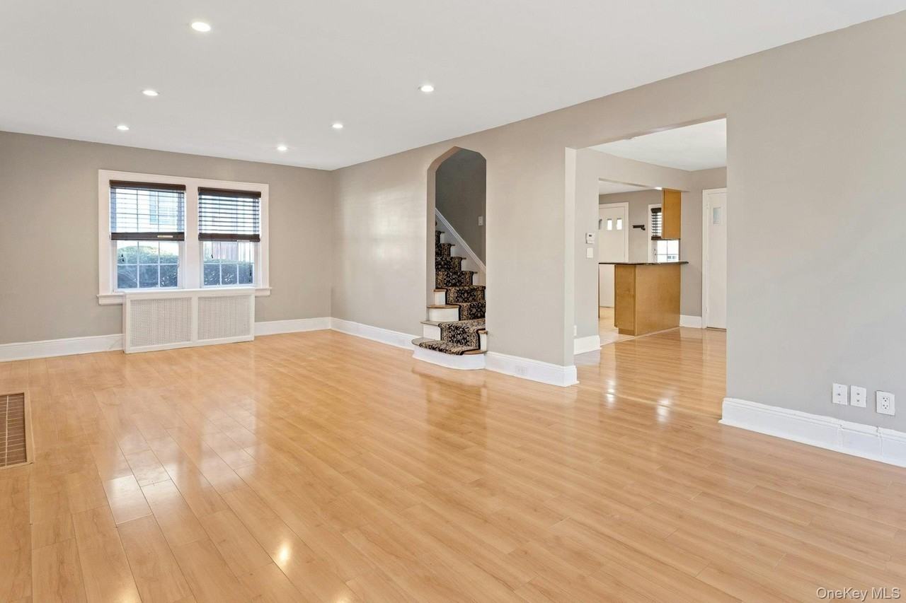 164 Nelson Rd - Photo 6 of 31