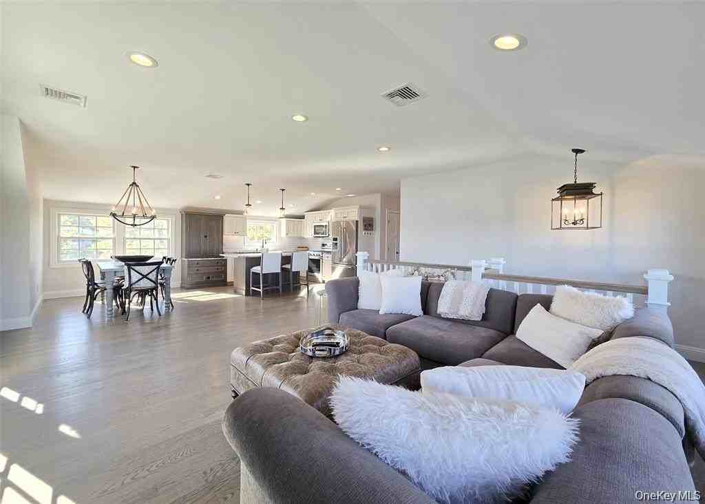 81 Old Field Road - Photo 6 of 14