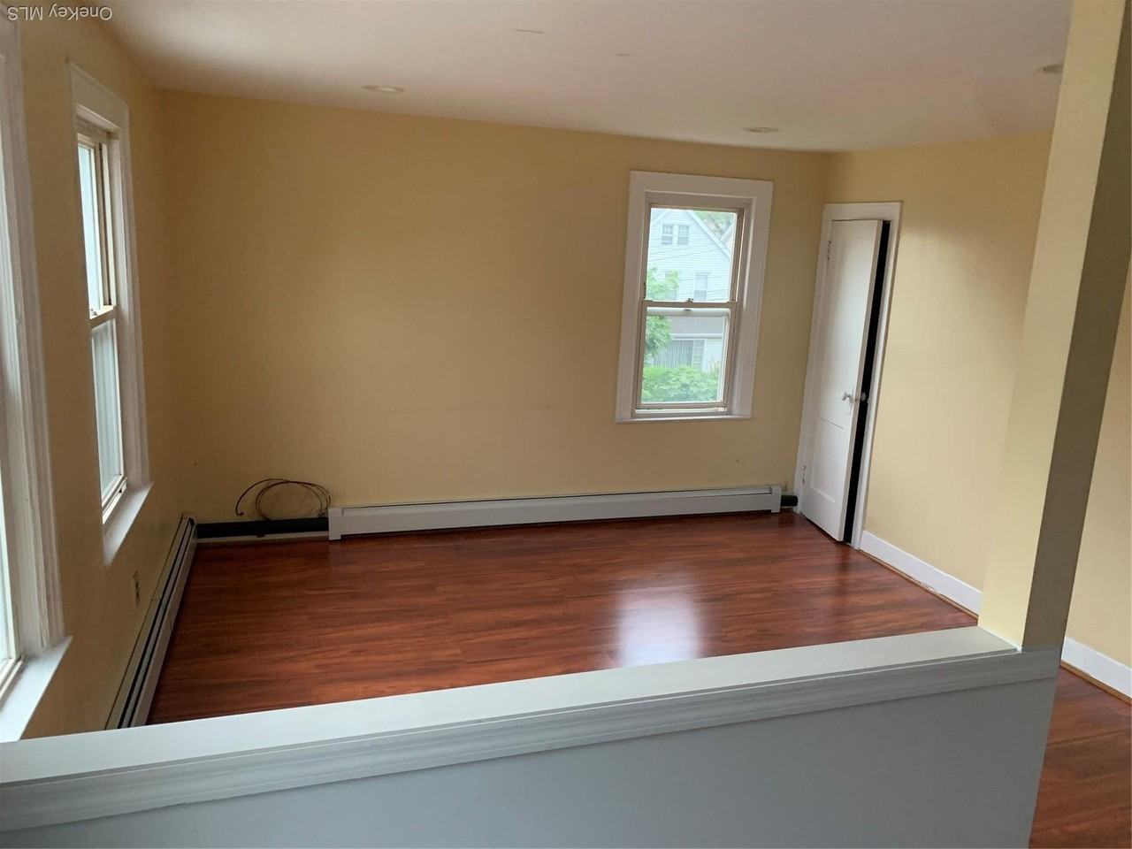 4860 206th Oakland Garden - Photo 5 of 9