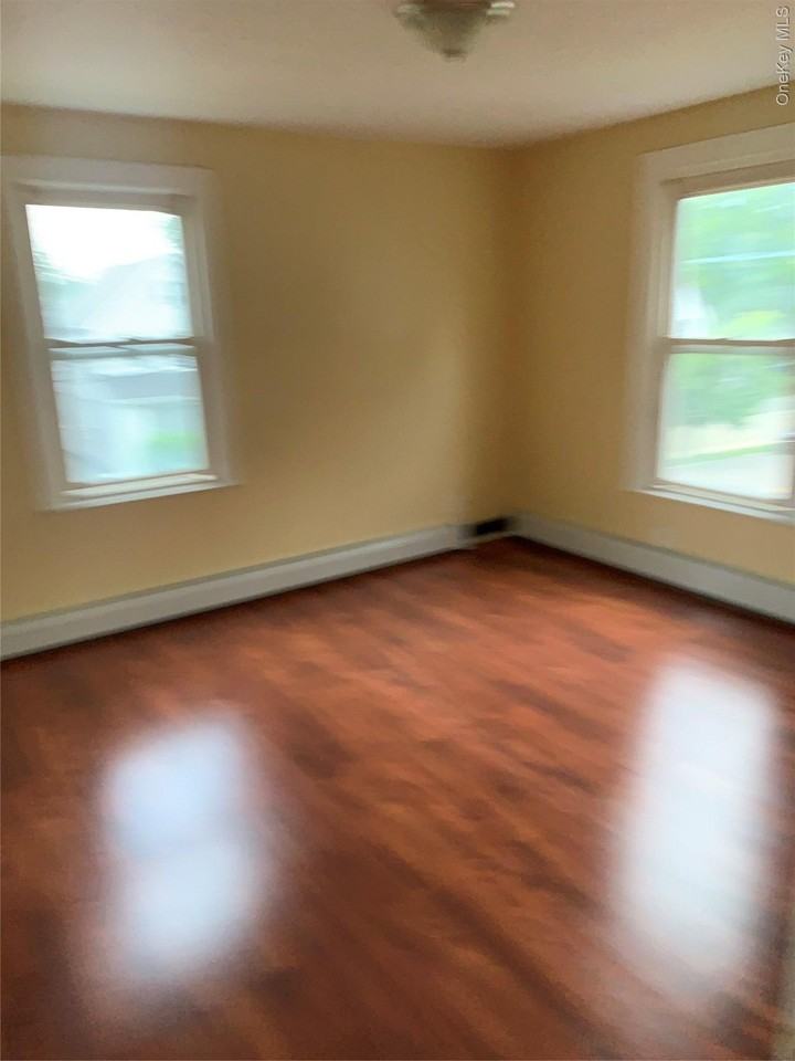 4860 206th Oakland Garden - Photo 6 of 9