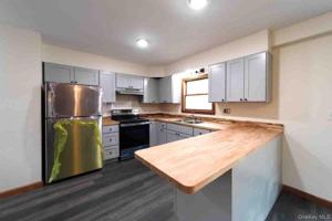 featured image of 132 Red Top Rd