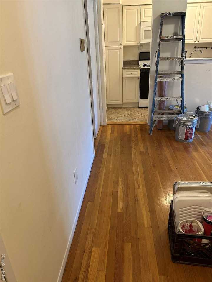 7 Charles Ln Apt 2b #2B - Photo 5 of 14