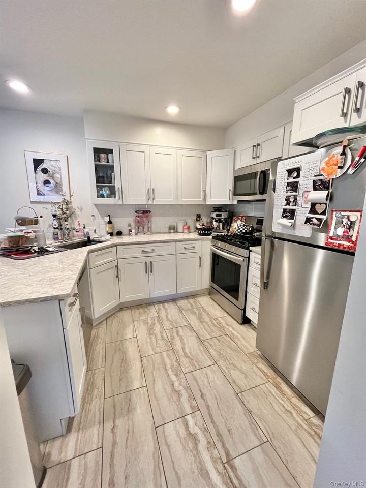 599 Midland Avenue #1-4 - Photo 4 of 15