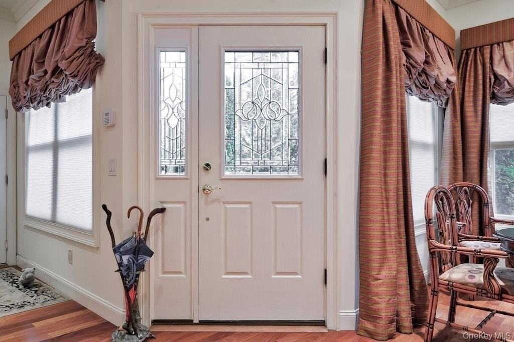 702 Equestrian Way - Photo 4 of 25