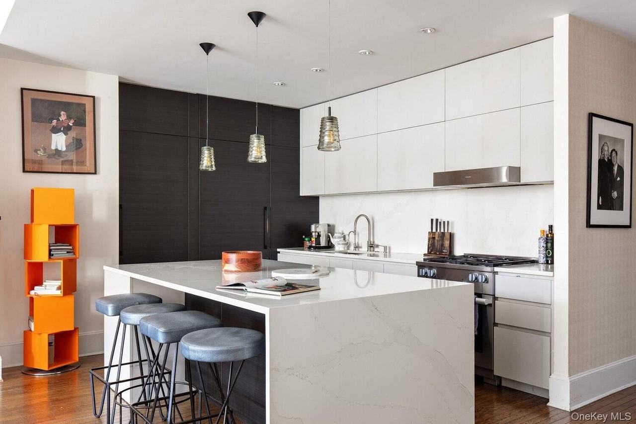 252 7th Avenue #12O - Photo 4 of 12