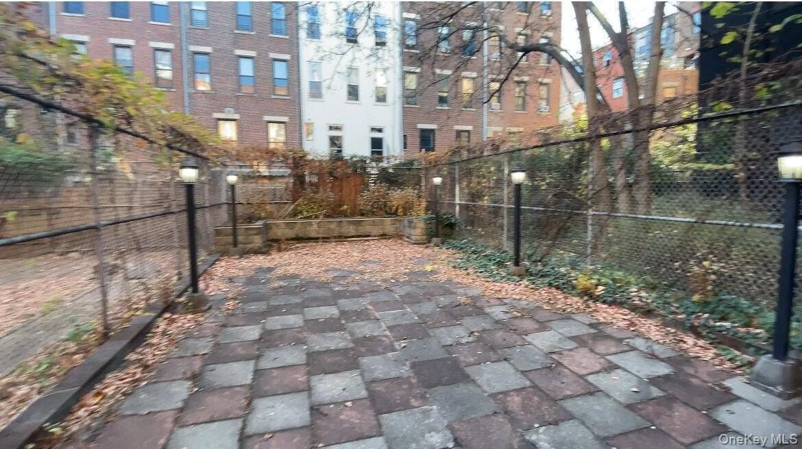 16 16 W 122ND Street unit: Garden - Photo 4 of 13
