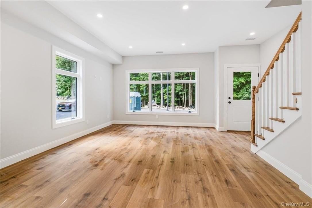 125 Vail Avenue #F - Photo 6 of 26