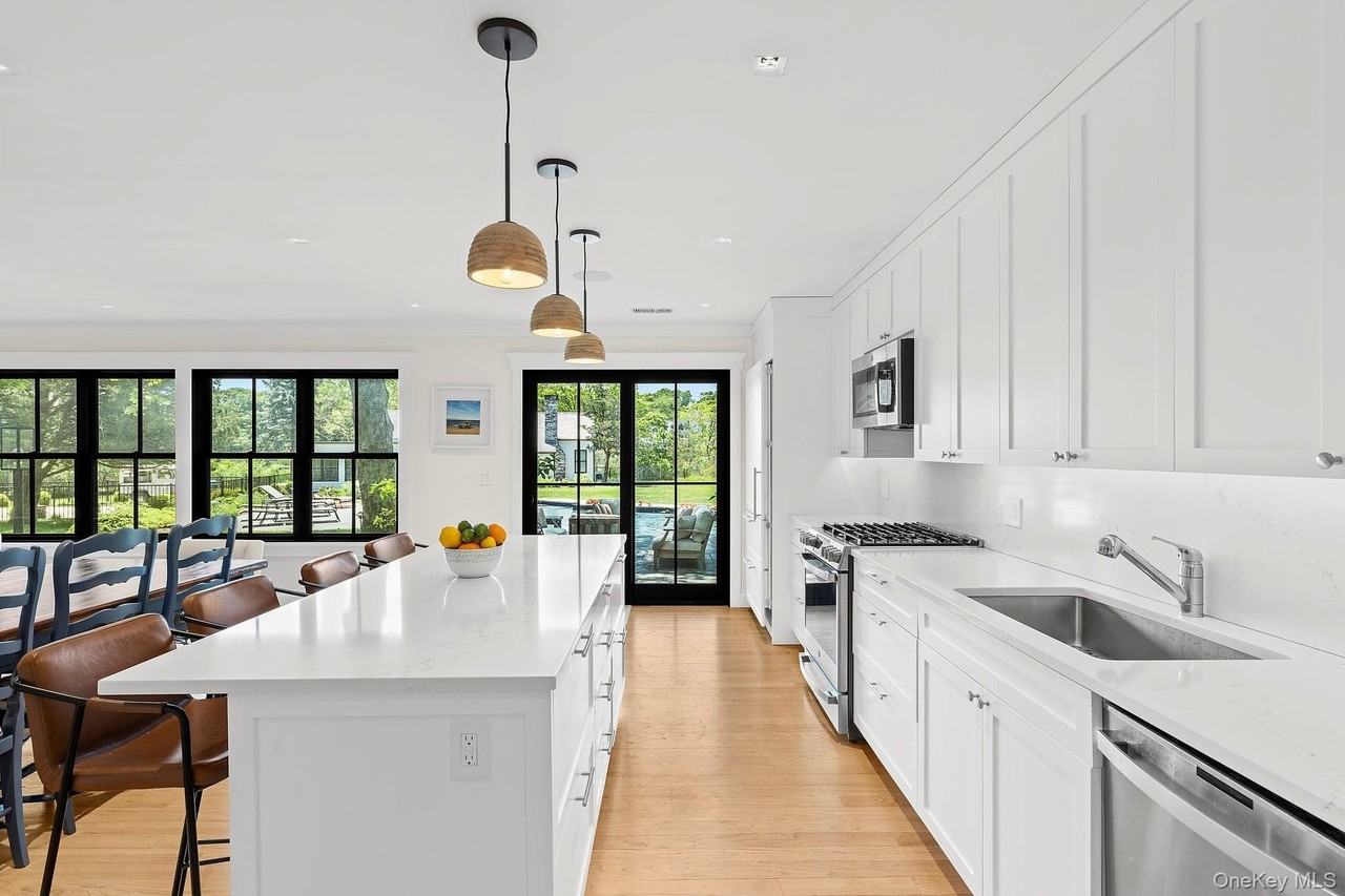 60 Franklin Avenue - Photo 6 of 26