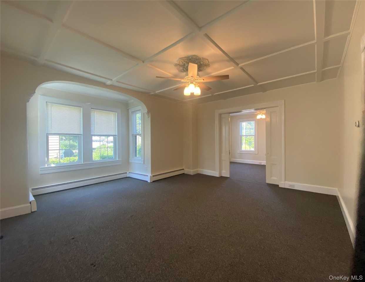 245 Scudder Avenue - Photo 3 of 11