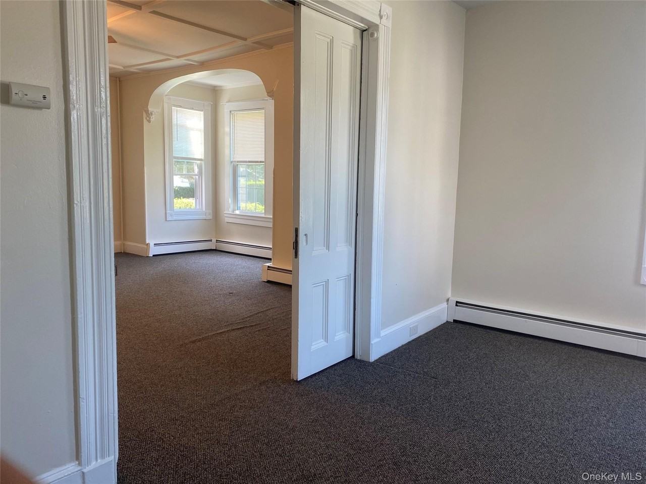 245 Scudder Avenue - Photo 5 of 11