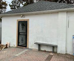 76 Garden City Ave - Photo 1 of 1