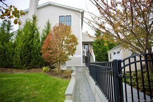 255 Roosevelt Blvd - Photo 1 of 1