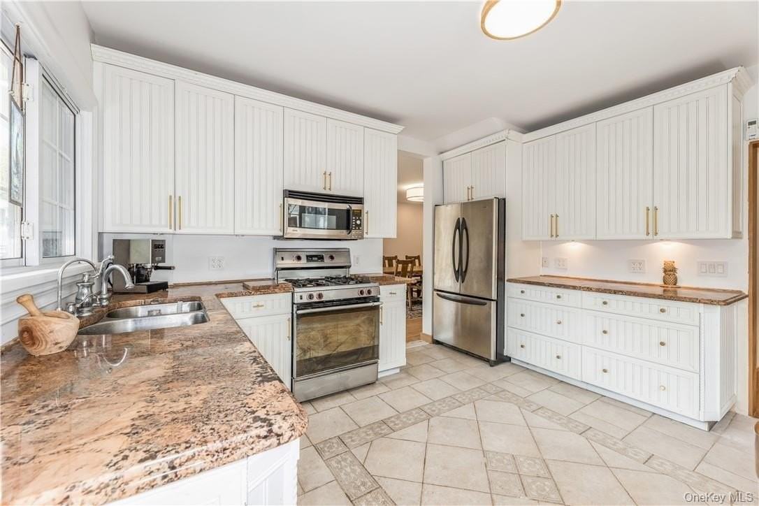 530 Orangeburg Road - Photo 7 of 19