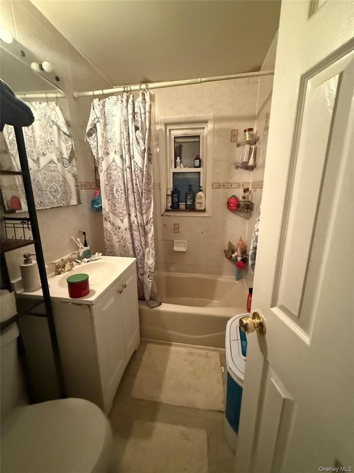 8138 260th St - Photo 5 of 6