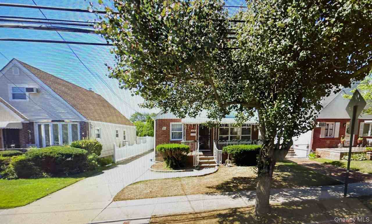 8138 260th St - Photo 6 of 6