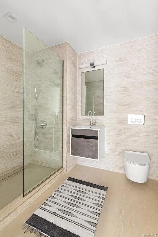 153 Green St Apt 3b #3B - Photo 4 of 8