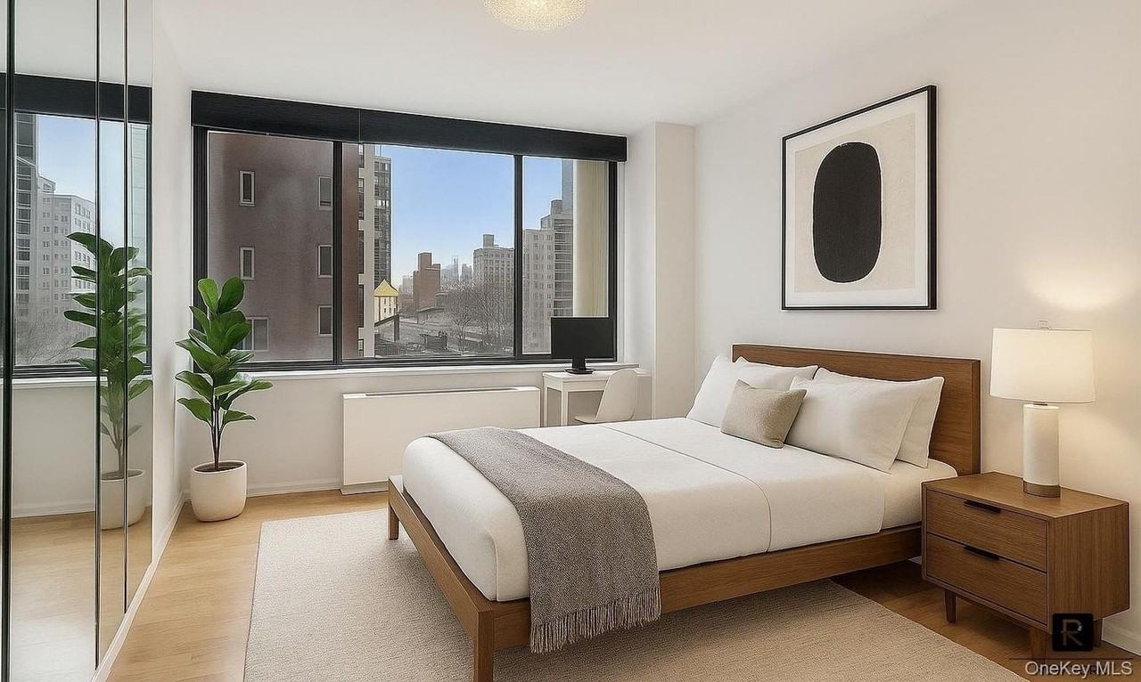 311 East 38th Street #7B - Photo 2 of 6