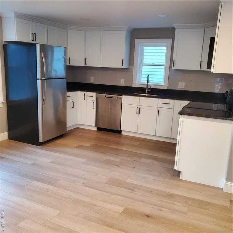 70 New Paltz Rd Apt 2 #2A - Photo 3 of 4