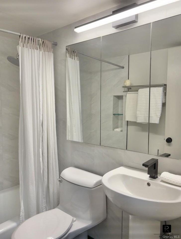 171 East 84th Street #6D2 - Photo 4 of 4